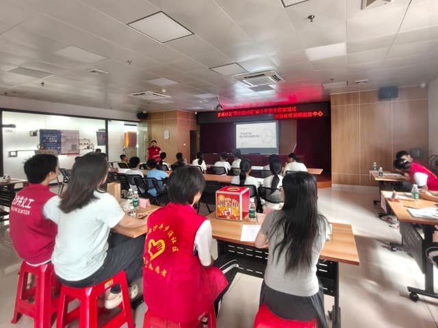 国庆趣体验！步涌社区职业探索活动带青少年解锁职业“新视界”